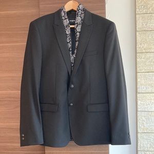 NWT The Kooples men’s slim black blazer wool with removable scarf. Size 52